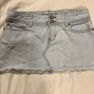 Abercrombie and Fitch white wash skirt